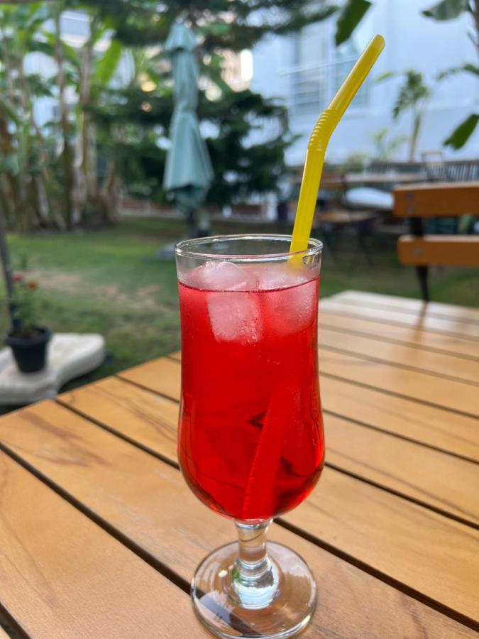 Luna 阿拉恰特 外观 照片